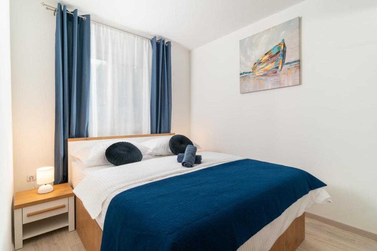 A Apartment *